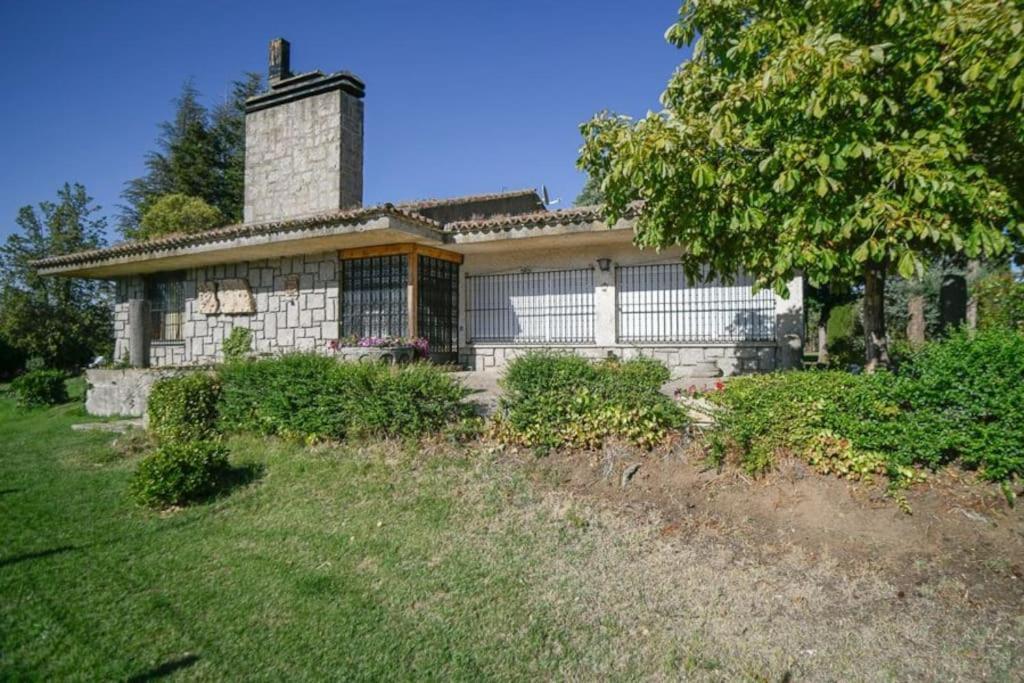 El Chalet De Gloria Santa Marta de Tormes Bagian luar foto