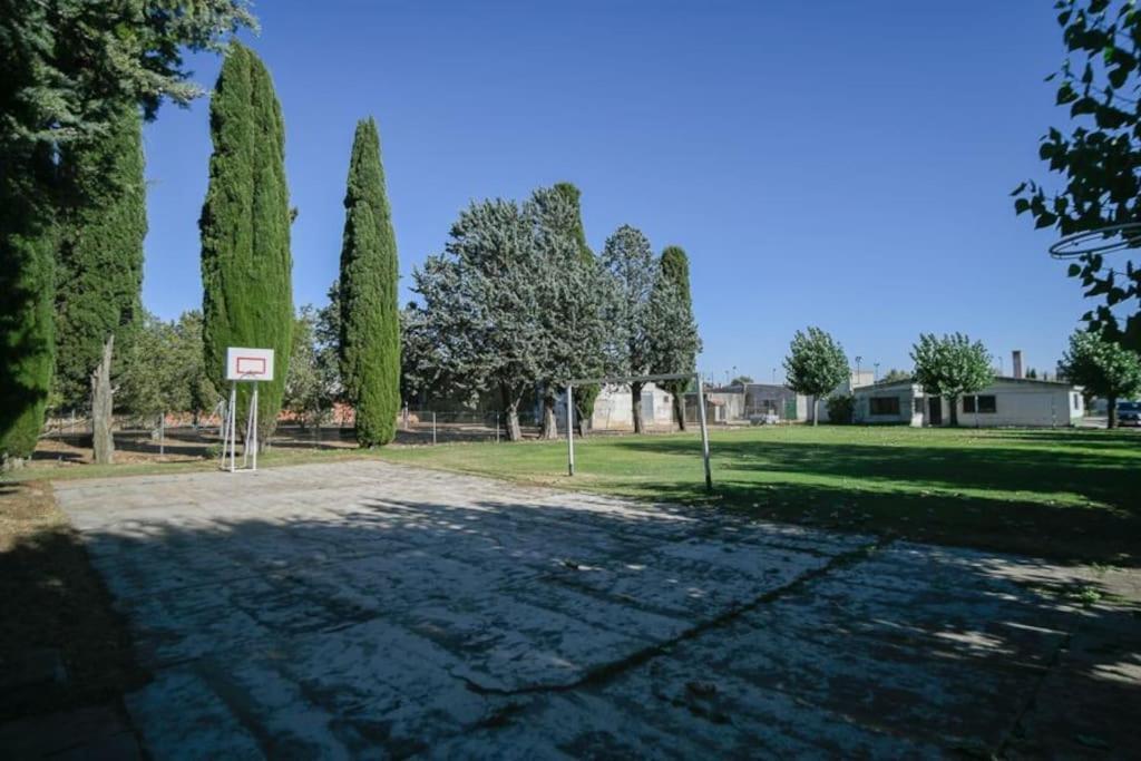 El Chalet De Gloria Santa Marta de Tormes Bagian luar foto